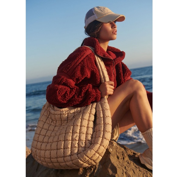 FP Movement Quilted Carryall Free People Puffy Purse Hobo Bag Off White NWT NEW - Picture 2 of 9